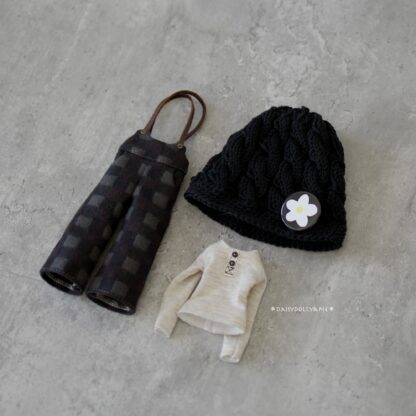 Long Sleeve T-shirt, Wide Pants with Straps, Knitted Hat, Original Pin button - Image 6