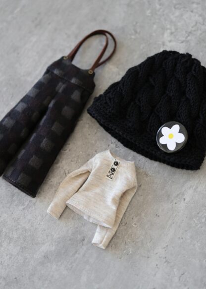Long Sleeve T-shirt, Wide Pants with Straps, Knitted Hat, Original Pin button - Image 4
