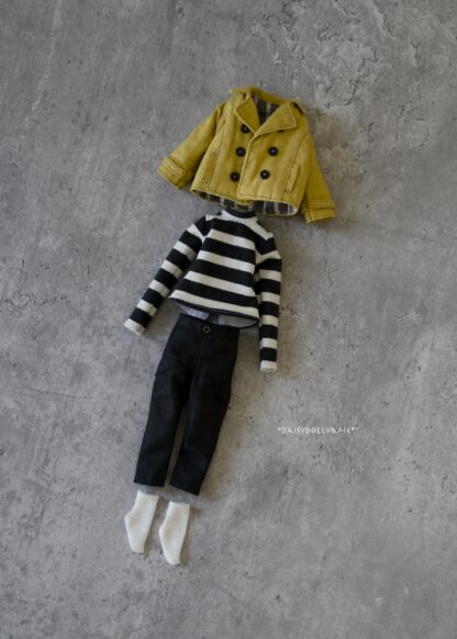 Double Breasted Blazer, Long Sleeve T-shirt, Crop Pants, Ankle socks - Image 7