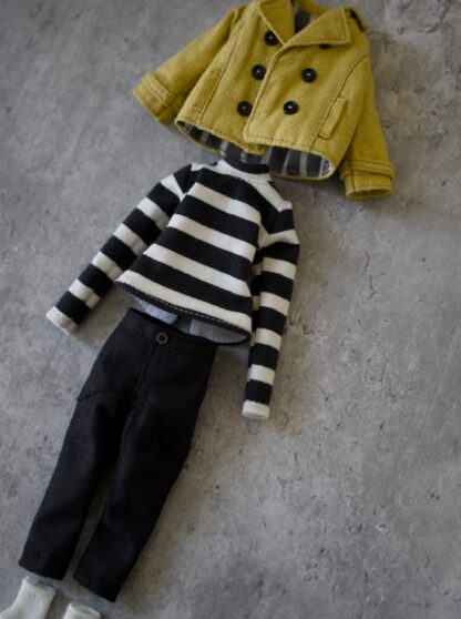 Double Breasted Blazer, Long Sleeve T-shirt, Crop Pants, Ankle socks - Image 4