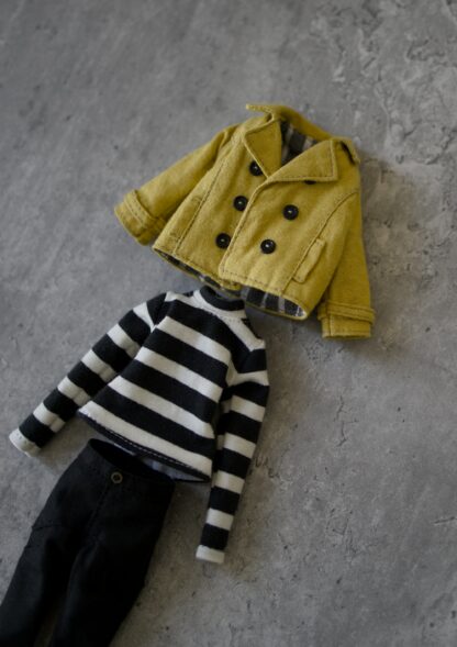 Double Breasted Blazer, Long Sleeve T-shirt, Crop Pants, Ankle socks - Image 6