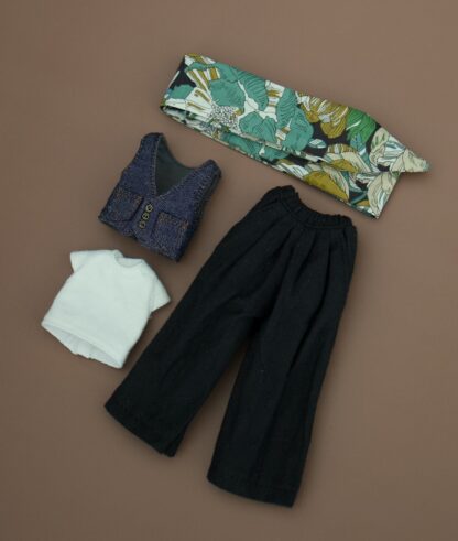T-shirt, Vest, Wide Pants, Head Scarf Set - Image 6