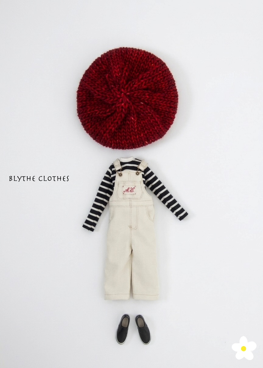 Long Sleeve T-shirt, Overall, Knitted Beret - Image 5